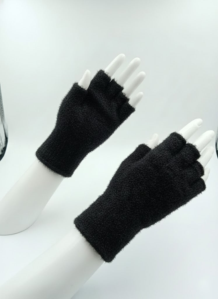 Cutt finger gloves